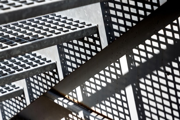 Po ile jest stal zbrojeniowa na rynku budowlanym?