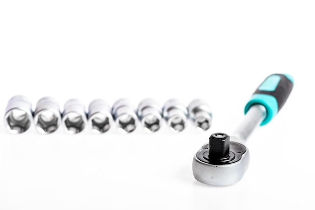 Co to jest klucz dynamometryczny i do czego się przydaje?