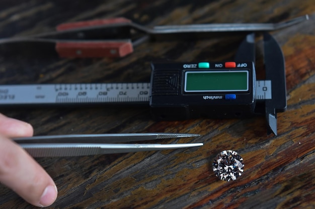 Do czego służy mikrometr w warsztacie?