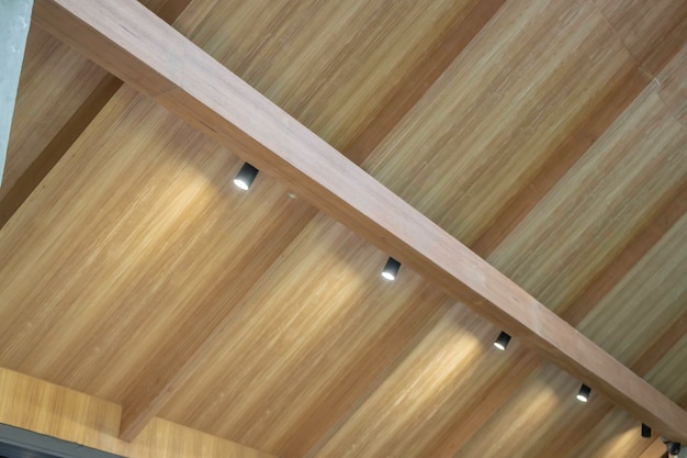 Ile m3 desek na strop potrzeba przy budowie domu?