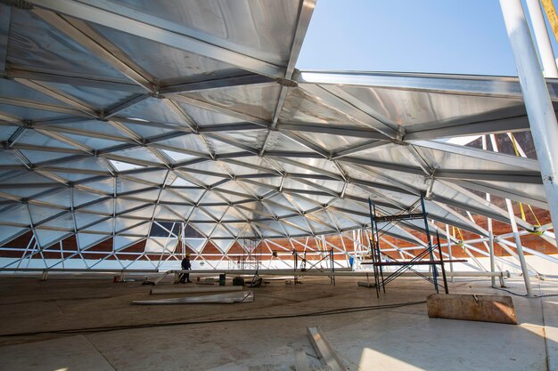 Hala stalowa czy murowana – co wybrać do swojej inwestycji?