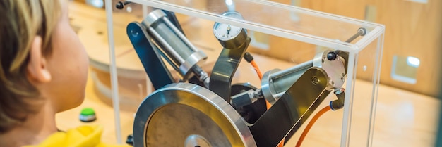 Jak zrobić rozwierak do pił taśmowych w domowych warunkach?