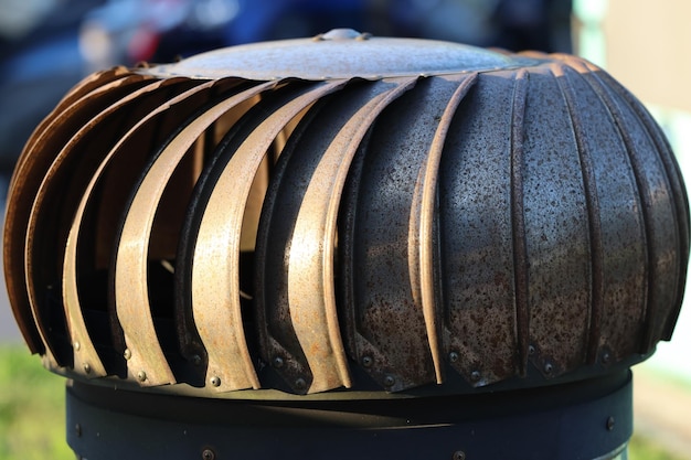 Jaki silnik do cyrkularki sprawdzi się w domowym warsztacie?