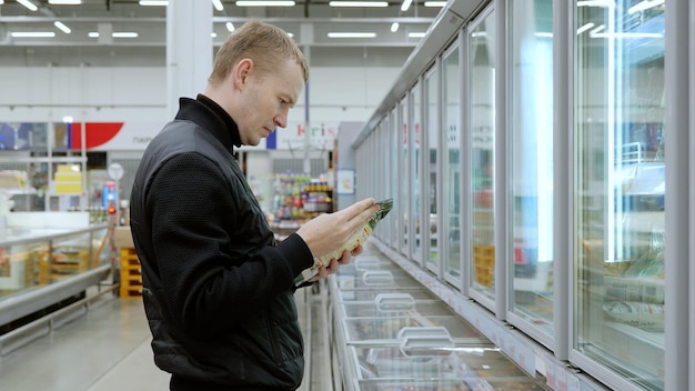 Przechowywanie żywności w niskich temperaturach: Jakie tworzywa zachowują elastyczność w mroźniach (do -40°C)?