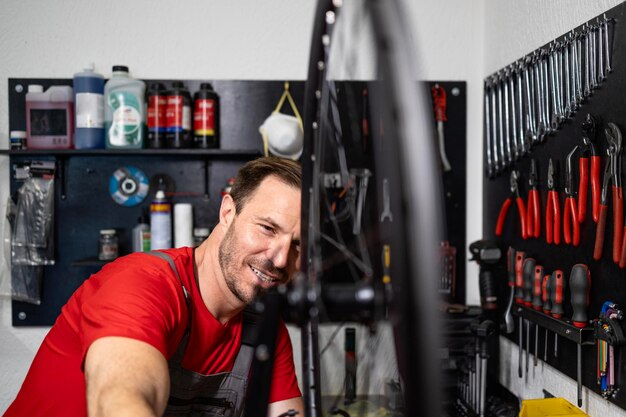 Jak postawić garaż zgodnie z obowiązującymi przepisami?