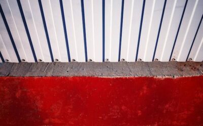 Jak kłaść łaty pod blachę trapezową aby dach był trwały?