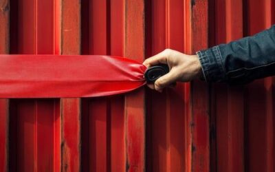 Jak zamontować blachę trapezową na dachu?