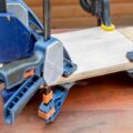 Jaka piła do cięcia płyt laminowanych sprawdzi się w domowym warsztacie?
