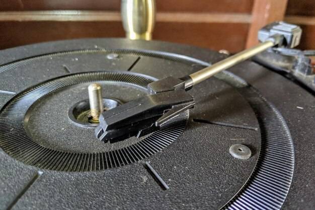 Jakie obroty do piły tarczowej sprawdzą się przy różnych pracach?