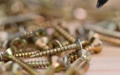 Jakie wkręty ciesielskie do krokwi sprawdzą się najlepiej?