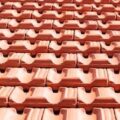 Ile kosztuje dach z dachówki i od czego zależy cena?