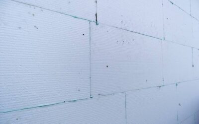 Jak montować płyty warstwowe na ścianach i dachach?