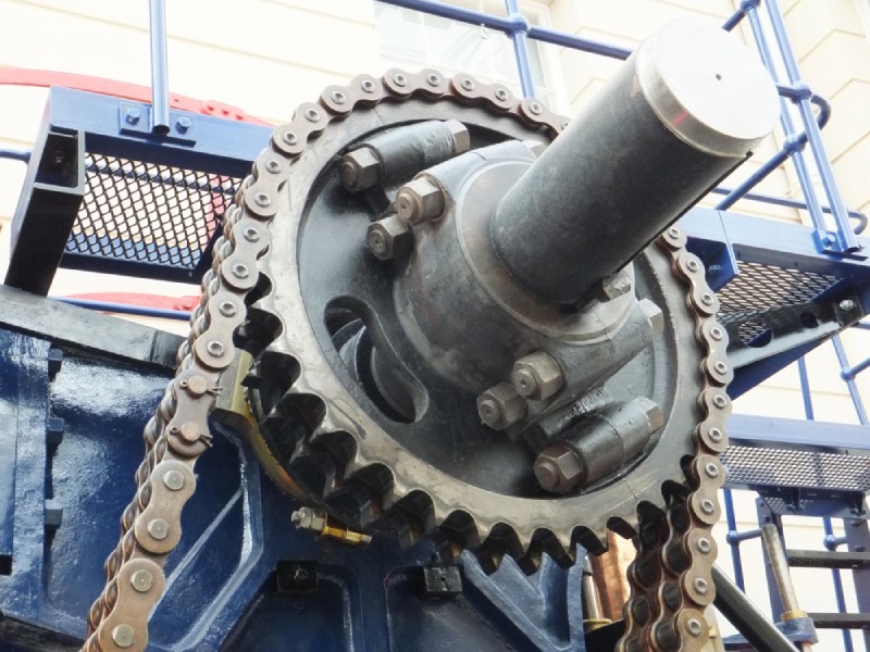 Koła łańcuchowe a dobór przełożenia w napędzie - wszystko, co musisz wiedzieć