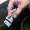 Jak zlikwidować rysy na stali nierdzewnej w domowych warunkach?