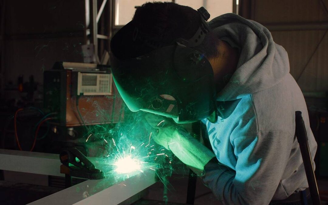 Jaka elektroda do spawania aluminium sprawdzi się w domowym warsztacie?