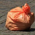 Do czego wyrzucać puszki żeby dbać o środowisko?